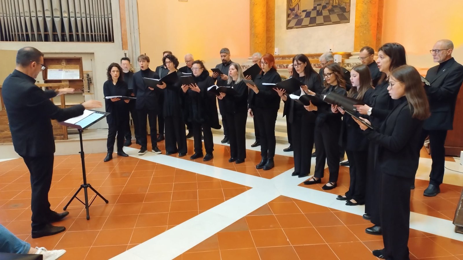 Coro Monti Azzurri - Coro Valfornace